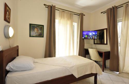 Korithion Villa | Peloponeese CORINTHOS SEASIDE VILLA FOR SHORT RENT