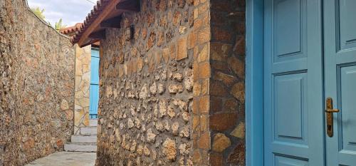 Egira Villa | Discover Peloponnese Hideout - Traditional Stone House Retreat