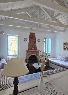 Egira Villa | Discover Peloponnese Hideout - Traditional Stone House Retreat