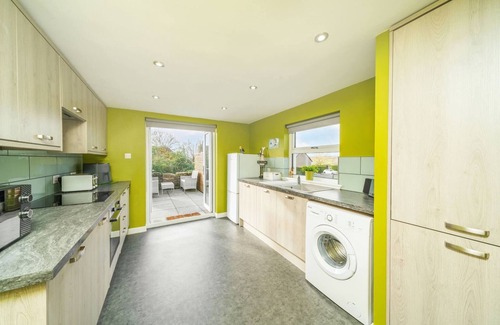Cornhill on Tweed Cottage | Pelshaven Cottage – Ideal Retreat with Family-Friendly Amenities