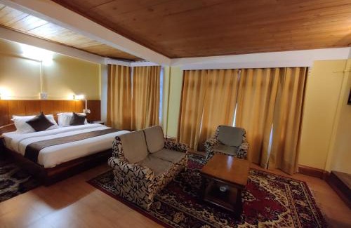 Bomdila Hotel | Budget-Friendly Pemaling Lords Inn Dirang with Great Amenities