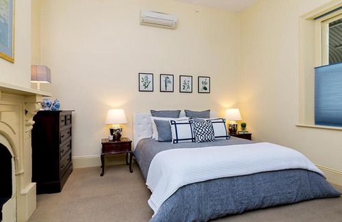 Angaston Bed & Breakfast | Explore Pembury Cottage: 4-Star Pet-Friendly Retreat