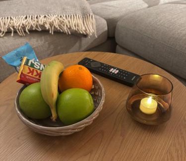 Haugesund Apartment | Pen og moderne sentrumsleilighet
