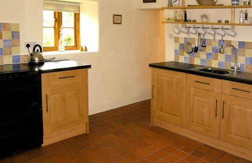 Gwaenysgor Near Prestatyn Cottage | Top-Rated Family Retreat at Pen y Parc with Breakfast