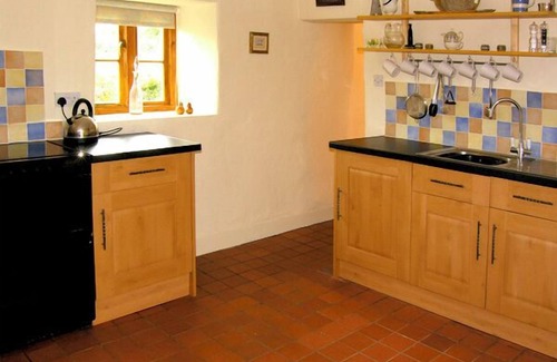 Gwaenysgor Near Prestatyn Cottage | Top-Rated Family Retreat at Pen y Parc with Breakfast
