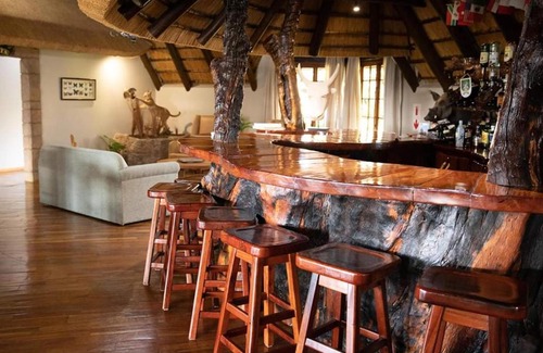 eDumbe Cabin | Discover Penbi Game Ranch: Guest Rated 9/10 with Pool & Breakfast