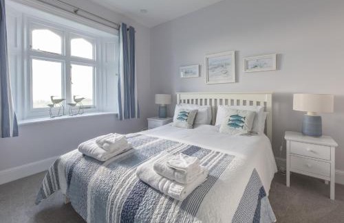 Ventnor House | Pet-Friendly Retreat at Penda Cottage for Your Getaway