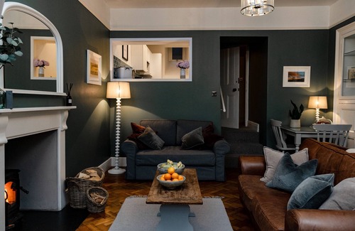 Giggleswick Apartment | Pet Friendly Pendle View - Guest Rated 10/10 Getaway