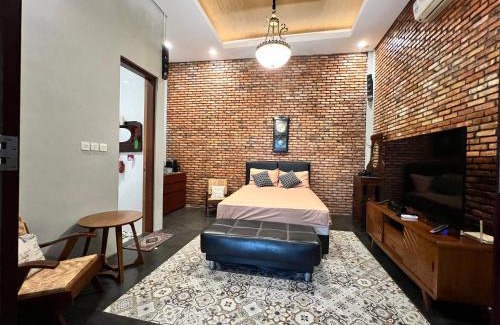 Bekasi House | Pendopo Nilam Den Erwin