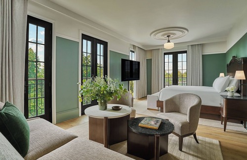 Far Hills Hotel | Indulge at Pendry Natirar with Spa, Pool & Family Amenities