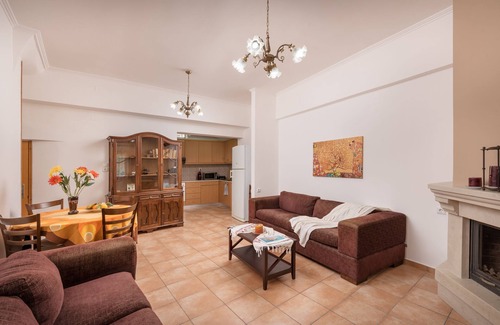 Choumeriakos House | Unforgettable Ocean View Stay at Penelope's House