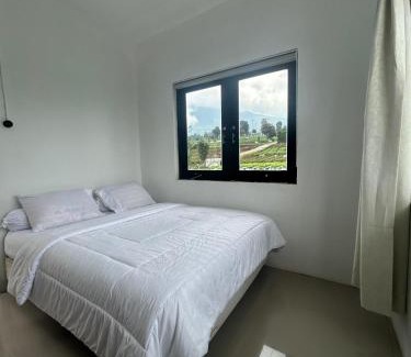 Cipanas Cabin | Penginapan Dari Nol Puncak