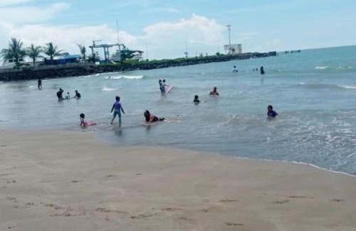 Carita Apartment | Top-Rated Family Retreat at Kondominium Pantai Carita