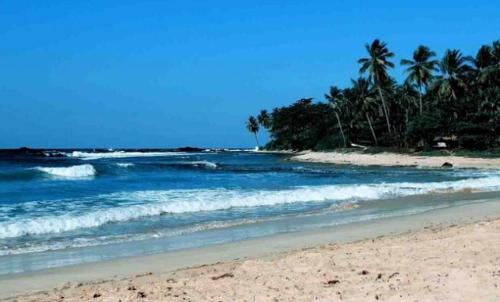 Carita Apartment | Top-Rated Family Retreat at Kondominium Pantai Carita