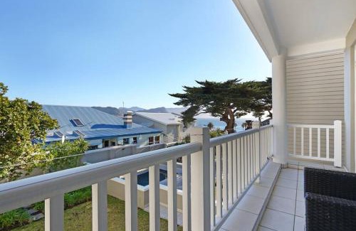 Simon's Town Apartment | Oceanfront Retreat at Penguin Haven - 4-Star Stay Awaits