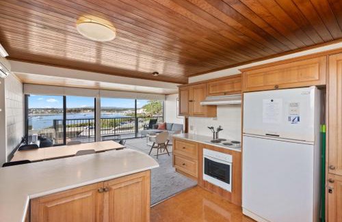 Merimbula Apartment | Explore Penguin Mews Merimbula: Pet-Friendly Retreat