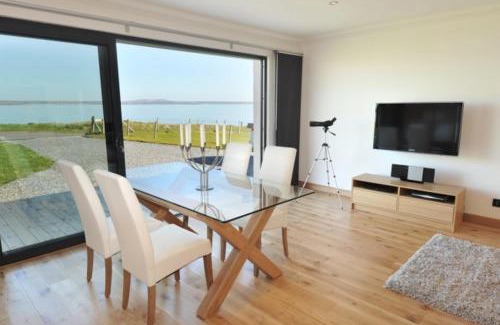 Isle of Lewis House | Family-Friendly Retreat at Peninsula Cottage - 4-Star Stay