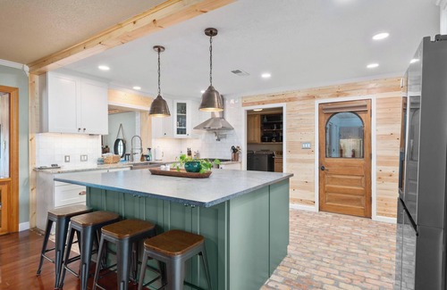 Rockwell House | Peninsula Lake Home With POOL/HOTTUB~ Amazing Lake Views ~ Water On 3 Sides!
