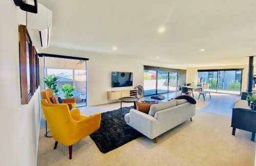 Wanaka House | Family-Friendly Peninsula Peaks - Ideal Wanaka Getaway