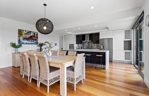 Fingal House | Oceanfront Bliss at Peninsula View House - Guest Rated 10/10