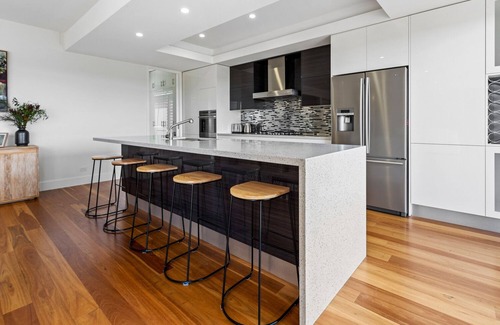 Fingal House | Oceanfront Bliss at Peninsula View House - Guest Rated 10/10