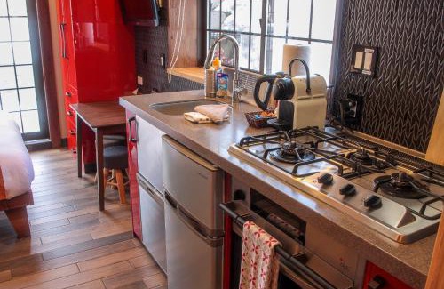 Hokujo Cabin | Discover Penke Panke Lodge: Family-Friendly with Hot Tub