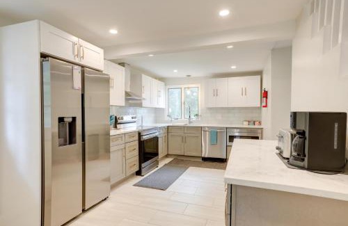 Pennington House | Family-Friendly Home near Princeton with Inviting Deck