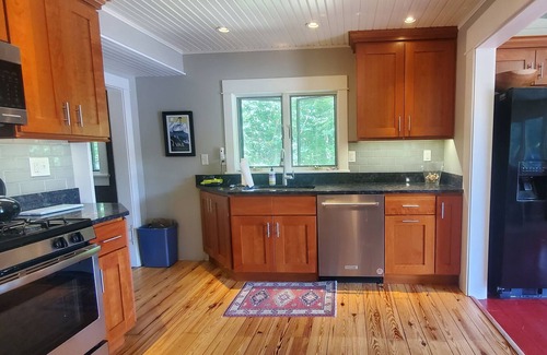 Ludlow House | PennRock Lakeside: Your Perfect Retreat on Lake Rescue