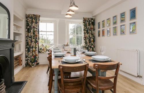Penny Bridge House | Discover Penny Bridge House: 4-Star Pet & Child Friendly Stay