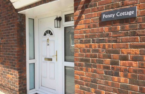 Portsmouth Cottage | Penny Cottage: Ideal Location Near Historic Dockyard & Cathedral