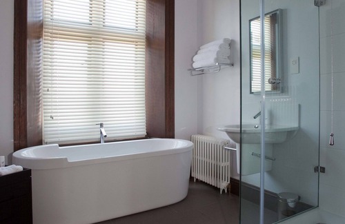 St Davids Bed & Breakfast | Luxury Escape at Penrhiw Priory - Guest Rated 9.8/10