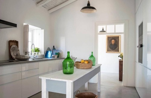 Conceicao Hotel | Relax at Pensão Agrícola: 4-Star Retreat with Ocean Views