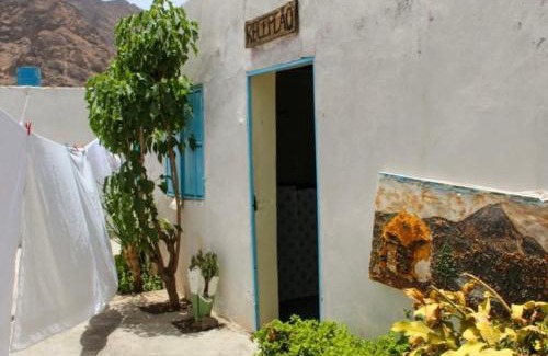 Sao Filipe House | Family-Friendly Pensão CasaDanilo with 9.5/10 Rating