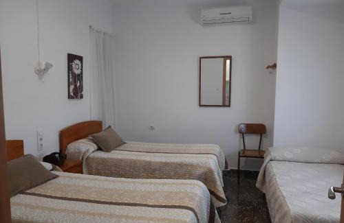 Casinos House | Discover Cozy Guest Houses in Casinos, Spain with Great Amenities