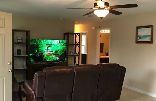 Northeast Pensacola House | Pet-Friendly Pensacola Bay Vacation Home with Top Amenities