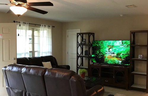 Northeast Pensacola House | Pet-Friendly Pensacola Bay Vacation Home with Top Amenities