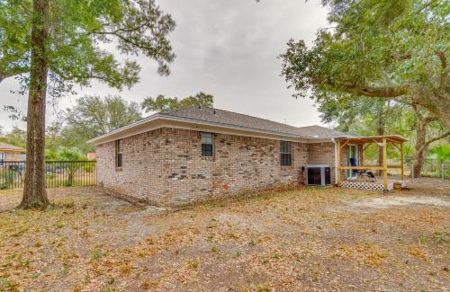 Myrtle Grove House | Bright Pensacola Home with Private Yard Near Downtown