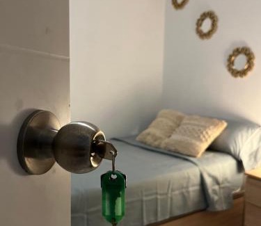 Alicante House | Cozy Habitación Cerdà 112 with Great Guest Reviews