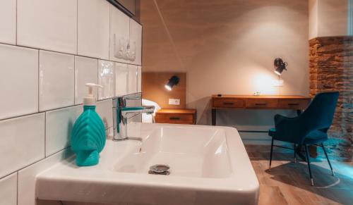 O Cadavo House | Child-Friendly Stay at Pensión A Marronda, Rated 8.4/10