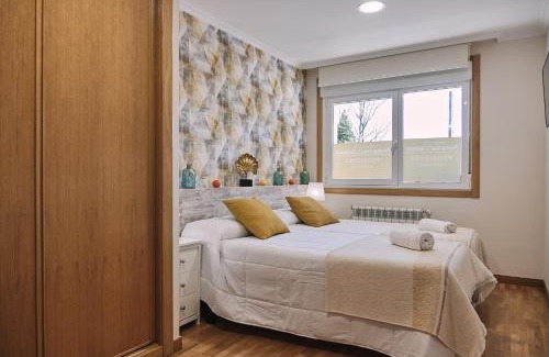 O Pedrouzo House | Family-Friendly Stay at Pensión A Solaina 2 Near Attractions