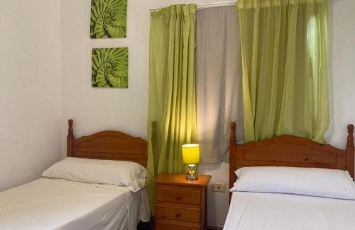 Las Hayas House | Cozy Pensión Amparo Las Hayas: Pet-Friendly Stay with Hot Tub