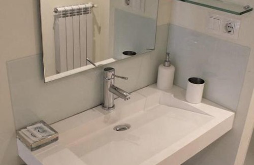 Old Town House | Budget-Friendly Pensión Basic Confort with Wheelchair Access