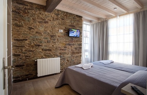 Arzua House | Discover Pensión Domus Gallery: Top-Rated & Family-Friendly