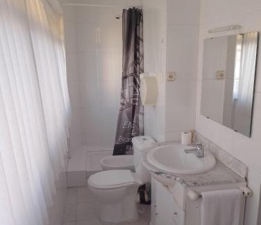 Aviles House | Pensión El Álamo