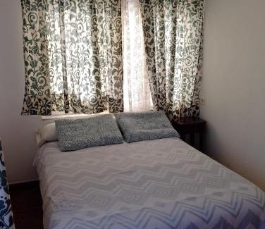 Aviles House | Pensión El Álamo
