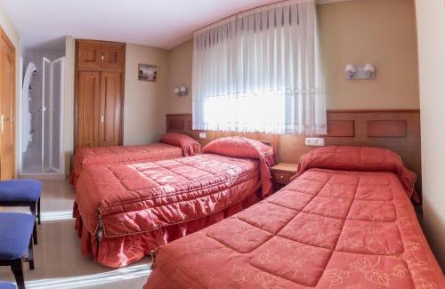 Garrido Norte House | Discover Family-Friendly Comfort at Pensión Isabel by Vivere Stays