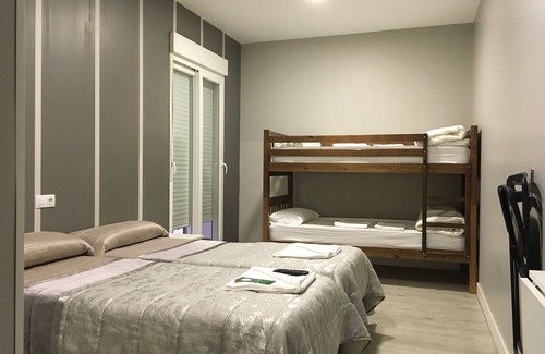 Logrono Historic Centre House | Discover Pensión La Bilbaina - Ideal for Families in Logroño