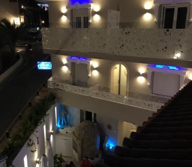 La Herradura House | Exceptional Pensión La Herradura with Oceanfront Views