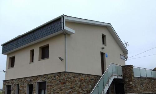 Ribadeo House | Welcoming Pensión Las Catedrales: Rated 9.3/10, Family-Friendly