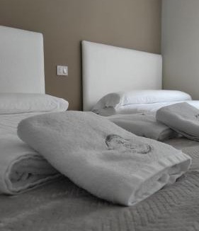 A Pontenova House | Pet-Friendly Pensión NAVIA in A Pontenova - Rated 9/10
